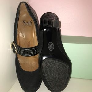 Sofft: suede maryjane heels